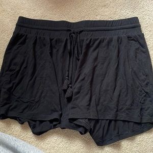 these are pj shorts from target. They’re black, a size medium and have pockets